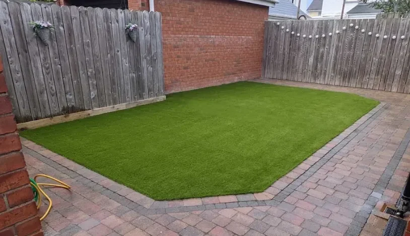 lawns & artificial grass paving project in Farnham, Surrey — project 10