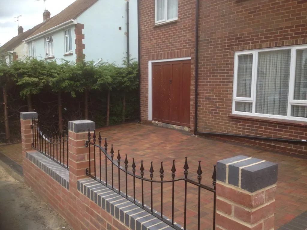 Block paving driveway project in Farnham, Surrey — project 10