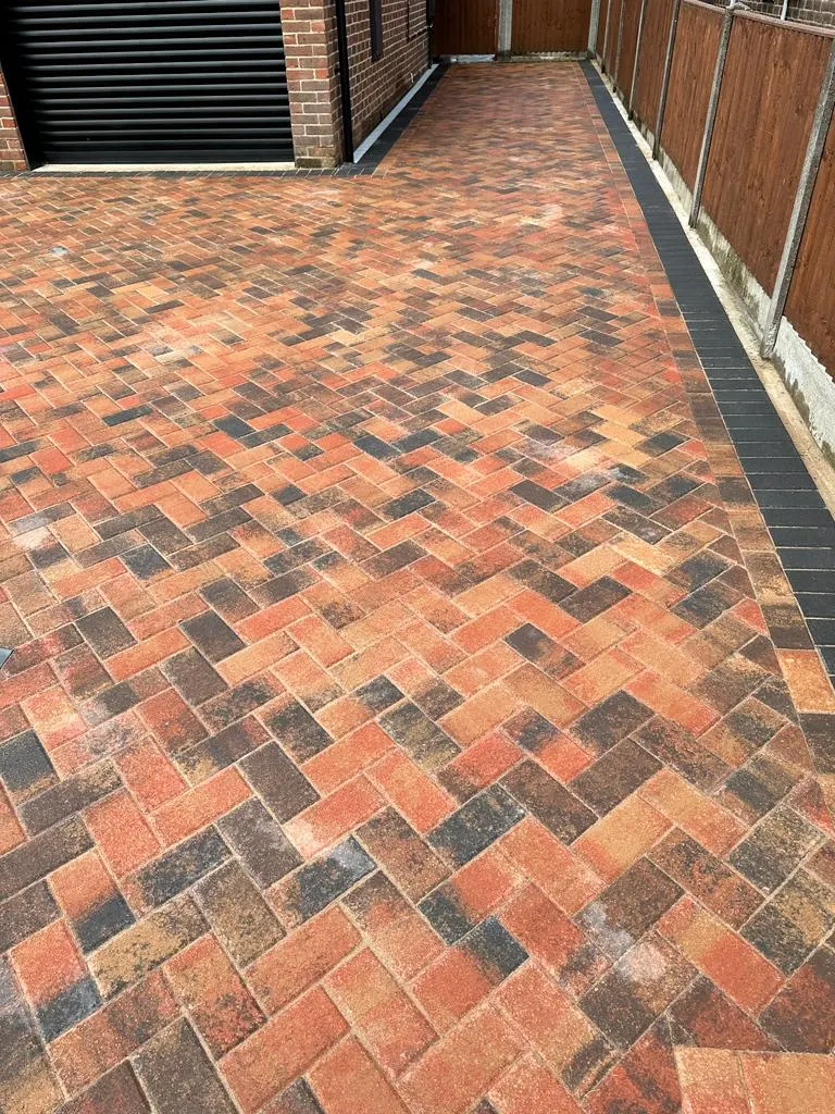 driveways paving project in Farnham, Surrey — project 12